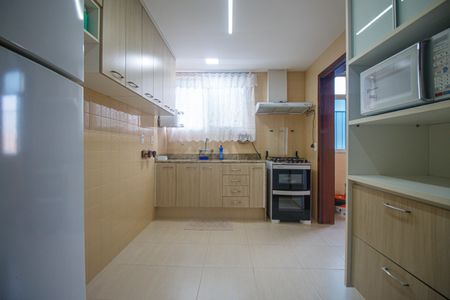 Apartamento para alugar com 77m², 3 quartos e 1 vagaCozinha