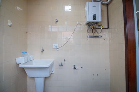 Apartamento para alugar com 77m², 3 quartos e 1 vagaÁrea de Serviço