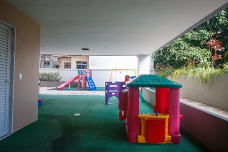 Apartamento para alugar com 77m², 3 quartos e 1 vagaPlayground