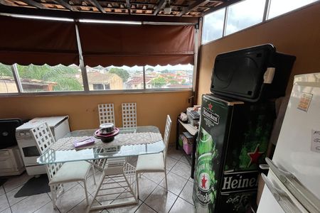 Casa à venda com 100m², 3 quartos e 1 vagaÁrea comum