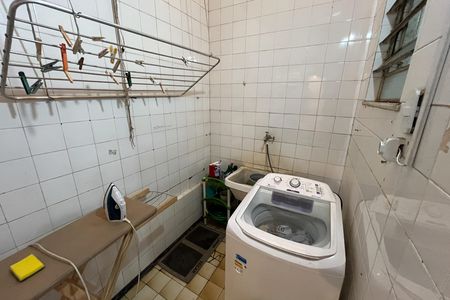 Casa à venda com 100m², 3 quartos e 1 vagaÁrea de Serviço