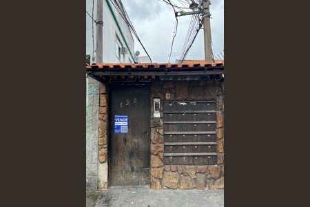 Casa à venda com 100m², 3 quartos e 1 vagaFachada