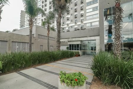 Fachada de apartamento à venda com 2 quartos, 60m² em São Sebastião, Porto Alegre