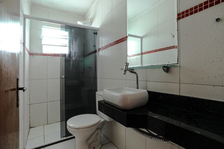 Casa para alugar com 75m², 2 quartos e 4 vagasBanheiro - Quarto 2 - Suíte