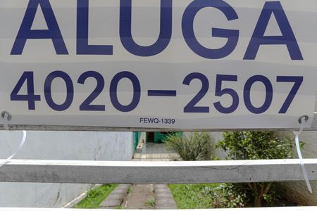 Casa para alugar com 75m², 2 quartos e 4 vagasPlaquinha