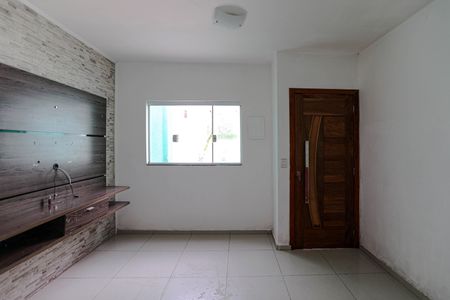 Casa para alugar com 75m², 2 quartos e 4 vagasSala
