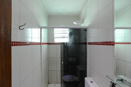 Casa para alugar com 75m², 2 quartos e 4 vagasBanheiro - Quarto 2 - Suíte