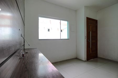 Casa para alugar com 75m², 2 quartos e 4 vagasSala