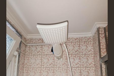 Apartamento para alugar com 76m², 2 quartos e sem vagaBanheiro