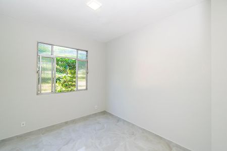 Quarto 2 de apartamento para alugar com 2 quartos, 62m² em Irajá, Rio de Janeiro
