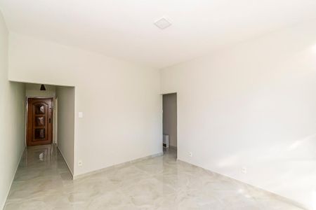 Sala de apartamento para alugar com 2 quartos, 62m² em Irajá, Rio de Janeiro