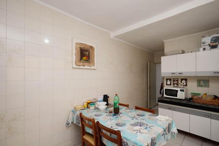 Casa à venda com 250m², 4 quartos e 2 vagasCozinha