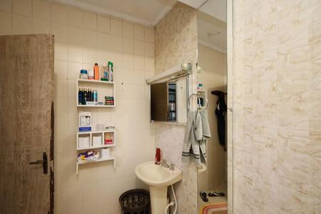 Casa à venda com 250m², 4 quartos e 2 vagasBanheiro da Suíte