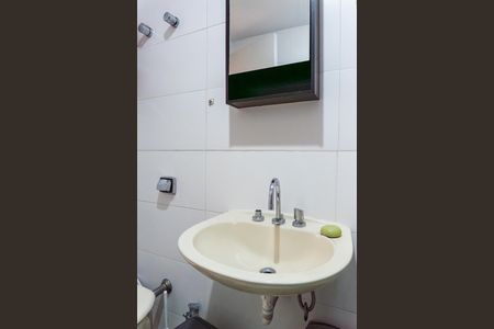 Apartamento para alugar com 64m², 2 quartos e 1 vaga