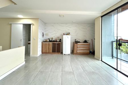 Casa para alugar com 150m², 2 quartos e 1 vaga Casa para alugar com 150m², 2 quartos e 1 vagaCozinha