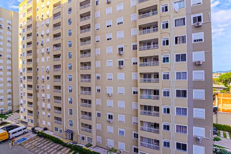 Sala vista  de apartamento para alugar com 2 quartos, 40m² em Del Castilho, Rio de Janeiro