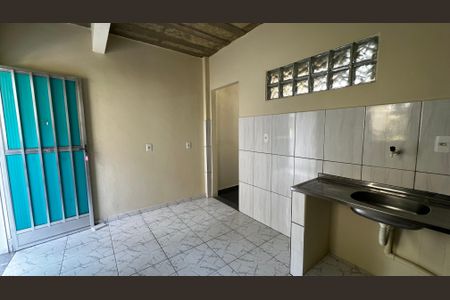 Cozinha de apartamento para alugar com 1 quarto, 38m² em Vargem Grande, Rio de Janeiro