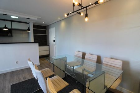 Apartamento à venda com 65m², 2 quartos e 1 vagaSala de Jantar