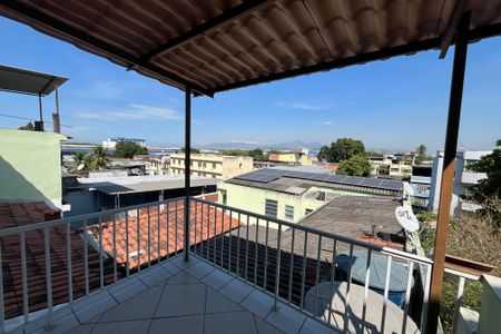 Casa de condomínio para alugar com 80m², 2 quartos e sem vagaVaranda