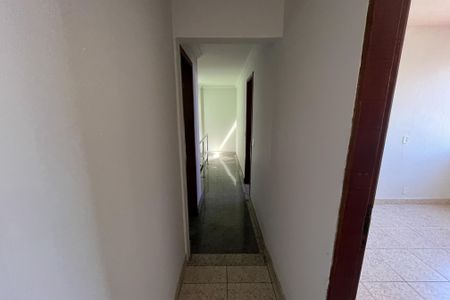 Casa de condomínio para alugar com 80m², 2 quartos e sem vagaCorredor