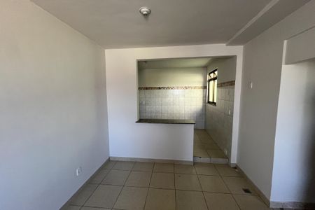 Casa de condomínio para alugar com 80m², 2 quartos e sem vagaSala