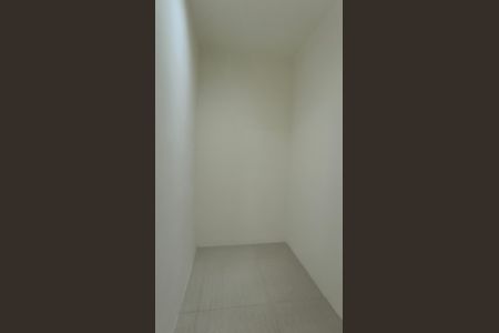 Apartamento à venda com 181m², 3 quartos e 2 vagas Apartamento à venda com 181m², 3 quartos e 2 vagasCloset da Suíte