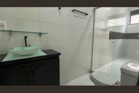 Apartamento à venda com 181m², 3 quartos e 2 vagas Apartamento à venda com 181m², 3 quartos e 2 vagasBanheiro da Suíte