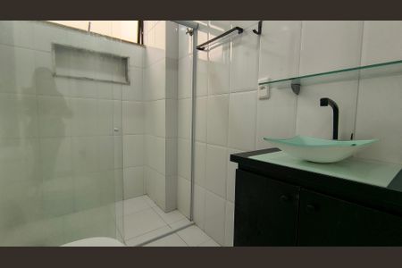 Apartamento à venda com 181m², 3 quartos e 2 vagas Apartamento à venda com 181m², 3 quartos e 2 vagasBanheiro Social
