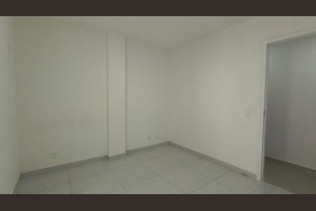 Apartamento à venda com 181m², 3 quartos e 2 vagas Apartamento à venda com 181m², 3 quartos e 2 vagasQuarto 2