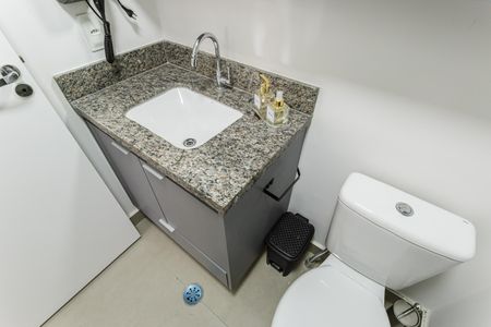 Apartamento para alugar com 27m², 1 quarto e sem vaga Apartamento para alugar com 27m², 1 quarto e sem vagaBanheiro