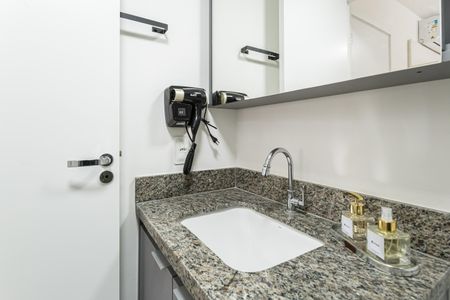 Apartamento para alugar com 27m², 1 quarto e sem vaga Apartamento para alugar com 27m², 1 quarto e sem vagaBanheiro