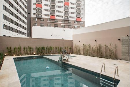 Apartamento para alugar com 42m², 1 quarto e sem vaga Apartamento para alugar com 42m², 1 quarto e sem vagaÁrea comum - Piscina