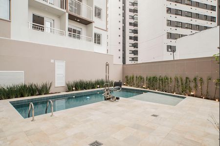 Apartamento para alugar com 42m², 1 quarto e sem vaga Apartamento para alugar com 42m², 1 quarto e sem vagaÁrea comum - Piscina