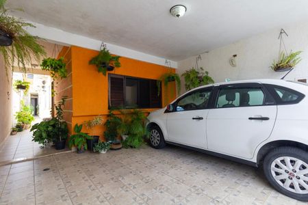 Garagem de casa à venda com 3 quartos, 126m² em Jardim Aricanduva, São Paulo