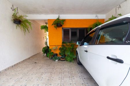 Garagem de casa à venda com 3 quartos, 126m² em Jardim Aricanduva, São Paulo