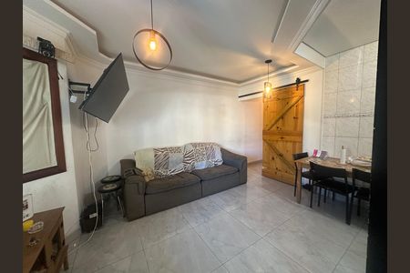 Casa de condomínio à venda com 71m², 2 quartos e 1 vaga Casa de condomínio à venda com 71m², 2 quartos e 1 vagaSala