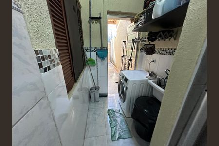 Casa de condomínio à venda com 71m², 2 quartos e 1 vaga Casa de condomínio à venda com 71m², 2 quartos e 1 vagaÁrea de Serviço