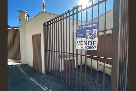Casa de condomínio à venda com 71m², 2 quartos e 1 vaga Casa de condomínio à venda com 71m², 2 quartos e 1 vagaFachada