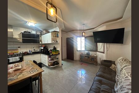 Casa de condomínio à venda com 71m², 2 quartos e 1 vaga Casa de condomínio à venda com 71m², 2 quartos e 1 vagaSala