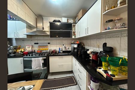 Casa de condomínio à venda com 71m², 2 quartos e 1 vaga Casa de condomínio à venda com 71m², 2 quartos e 1 vagaCozinha