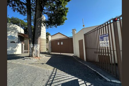 Casa de condomínio à venda com 71m², 2 quartos e 1 vaga Casa de condomínio à venda com 71m², 2 quartos e 1 vagaFachada