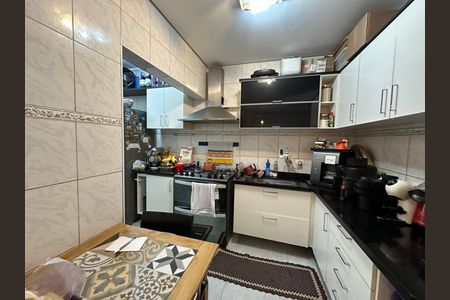 Casa de condomínio à venda com 71m², 2 quartos e 1 vaga Casa de condomínio à venda com 71m², 2 quartos e 1 vagaCozinha