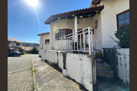 Casa de condomínio à venda com 71m², 2 quartos e 1 vaga Casa de condomínio à venda com 71m², 2 quartos e 1 vagaFachada