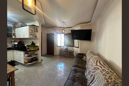 Casa de condomínio à venda com 71m², 2 quartos e 1 vaga Casa de condomínio à venda com 71m², 2 quartos e 1 vagaSala