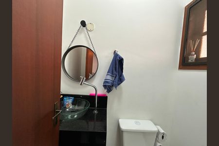 Casa de condomínio à venda com 71m², 2 quartos e 1 vaga Casa de condomínio à venda com 71m², 2 quartos e 1 vagaLavabo