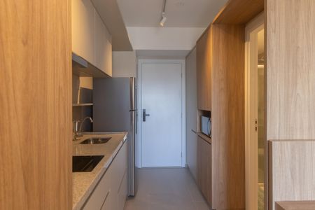Cozinha de kitnet/studio para alugar com 1 quarto, 24m² em Vila Nova Conceição, São Paulo