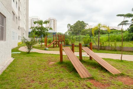 Apartamento para alugar com 44m², 2 quartos e sem vagaÁrea comum - Playground