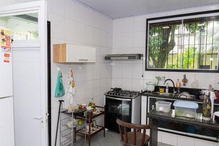 Casa para alugar com 900m², 6 quartos e 5 vagasCozinha