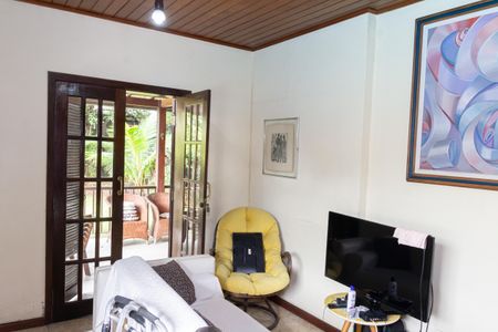 Casa para alugar com 900m², 6 quartos e 5 vagasSala