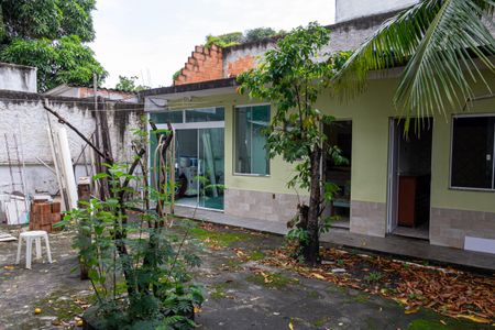 Casa para alugar com 900m², 6 quartos e 5 vagasQuintal